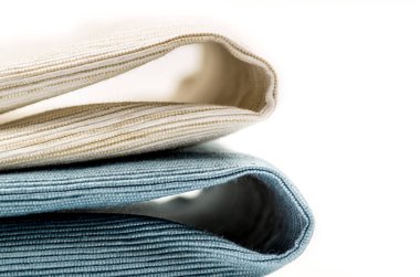 iki keten doku masa örtüsü