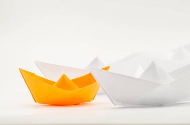 liderlik kavramı origami