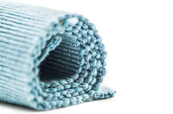 keten doku masa örtüsü bir rulo