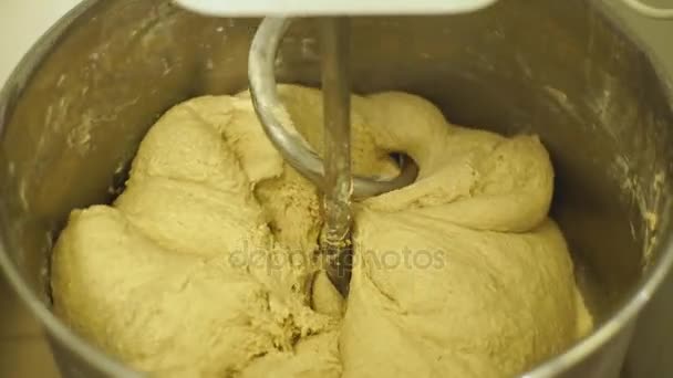 Mixing dough kneading machine at the bakery — Stock Video