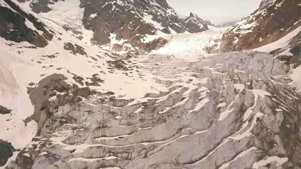 Gletscher chalaadi in svaneti. Georgien — Stockvideo