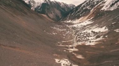 dron, hava görünümünü gelen buzul tasviri