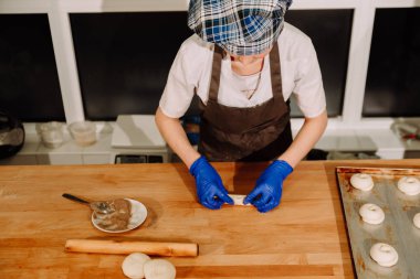 Lezzetli tarçın rulo yapma