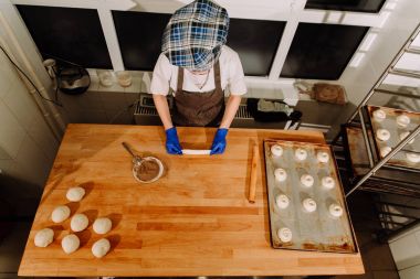 Lezzetli tarçın rulo yapma