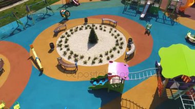 Büyük çocuk oyun Bahçesi, havadan görünümü