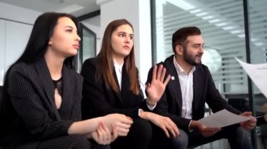 İş adamları çalışıyor. Takım çalışması. İşbirliği Konferansı İş Toplantısı