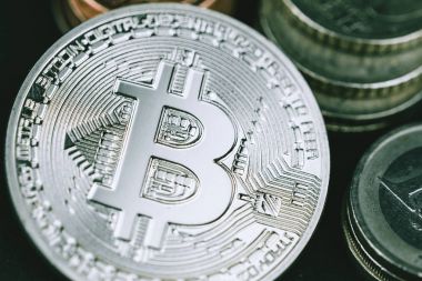 Bitcoin euro sikkeler üzerinde