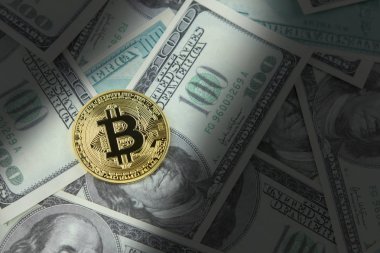 Dolar faturaları vignette zemin üzerine altın bitcoin