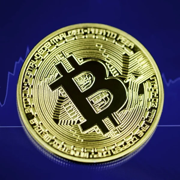 Bitcoin Mit Diagramm Nahaufnahme — Stockfoto