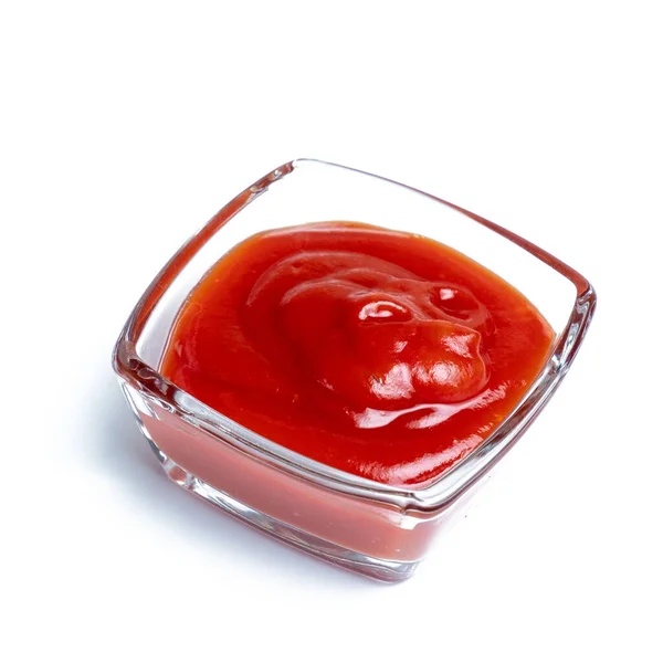 Tomatenketchup Een Glas Een Witte Achtergrond Geïsoleerd Sluiten — Stockfoto