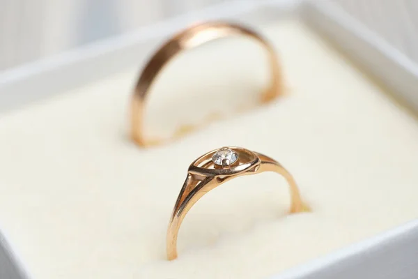 Two Gold Wedding Rings Box Close — Stock Photo, Image