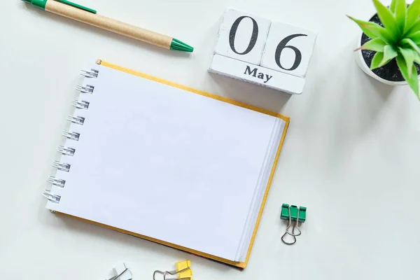 Mei Maand Kalender Concept Houten Blokken Met Kopieerruimte Sluiten — Stockfoto