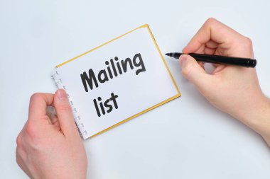 Mektupların soyut el yazısı posta listesi konsepti olarak. Kapat..