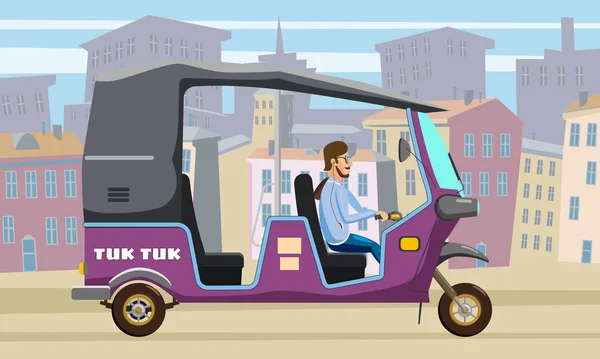 Tuk Tuk asiático auto rickshaw triciclo de tres ruedas con conductor local. Antecedentes ciudad calle urbana Tailandia, India países baby taxi. Ilustración vectorial estilo de dibujos animados aislados — Archivo Imágenes Vectoriales
