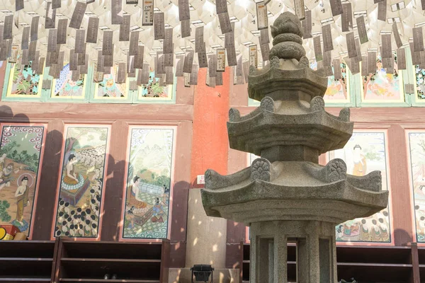 Seúl, Corea del Sur - 28 de mayo de 2017: Templo de Jogyesa — Foto de Stock