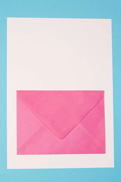 Papel e envelope — Fotografia de Stock