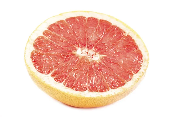 Grapefruit pe jumătate izolat — Fotografie, imagine de stoc