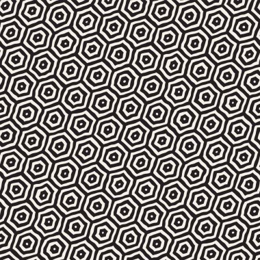 Altıgen kafes ile Seamless Modeli siyah beyaz. Yaratıcı tek renkli el petek arka plan çekilmiş. Şık soyut fırça tasarım