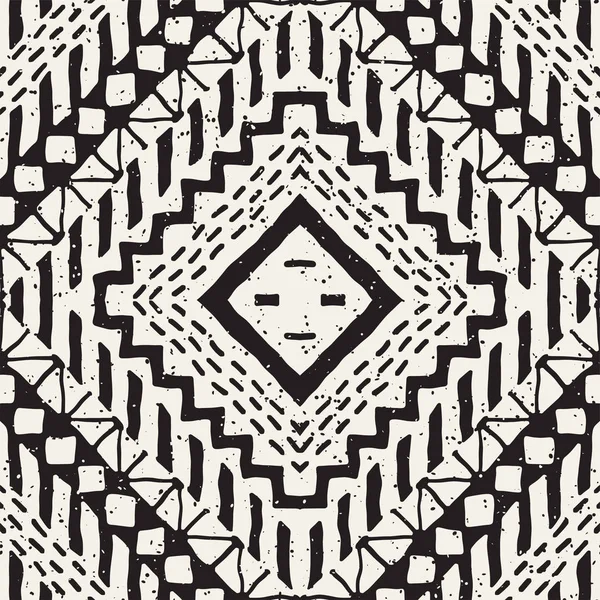 Zwart-wit tribal vector naadloze patroon met doodle elementen. Azteekse abstract art print. Etnische sier hand getekende achtergrond. — Stockvector