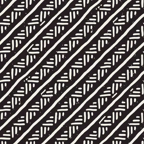 Hand getekende stijl etnische naadloze patroon. Abstracte geometrische lijnen achtergrond in zwart-wit. — Stockvector