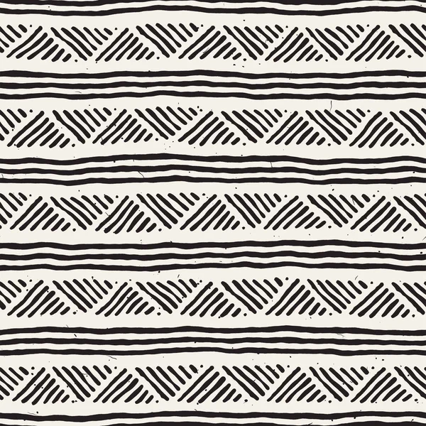 Elle çizilmiş stil etnik seamless modeli. Soyut geometrik döşeme arka plan siyah ve beyaz.