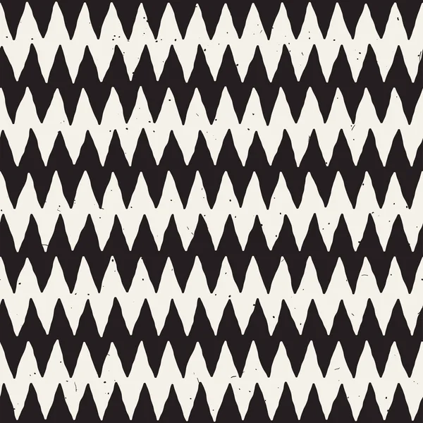 Handgezeichnete abstrakte nahtlose Muster in schwarz und weiß. Retro Grunge Freehand mit gezackten Linien Textur. — Stockvektor