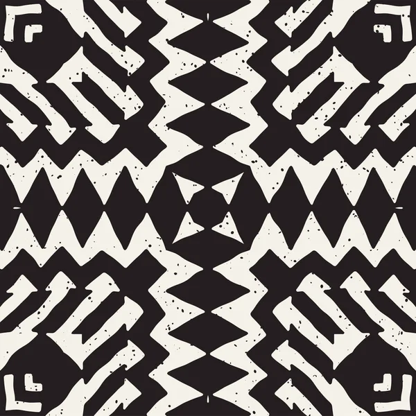 Seamless ethnic and tribal pattern. Hand drawn ornamental stripes. Black and white print for your textiles. Vector background. — Stock Vector