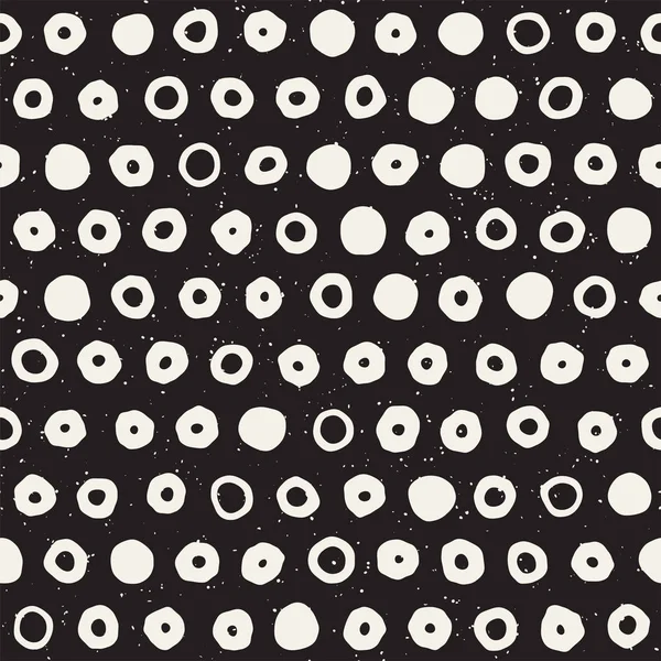 Hand drawn black and white ink abstract seamless pattern. Vector stylish grunge texture. Monochrome geometric scattered shapes — Stock Vector