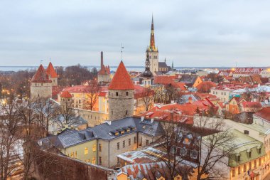 eski ve modern şehir, Tallinn havadan görünümü