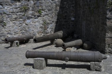 Antik kale duvarları Rumelihisarı.