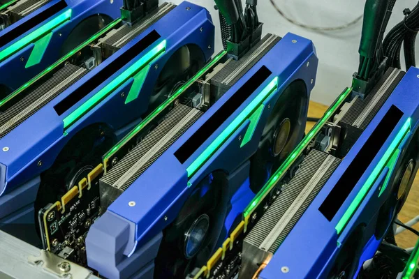 Dator Som Arbetar För Bitcoin Mining Bitcoin Digital Valuta Som — Stockfoto