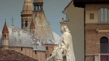 Prato della Valle eliptik kare Padua, Ultra Hd 4k, gerçek zamanlı.