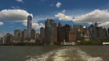 New York: Panoramik New York'ta bir gemi, gerçek zamanlı, ultra hd 4 k gördün mü