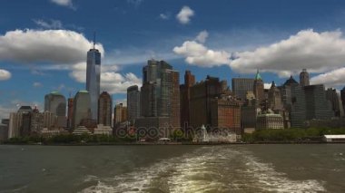 New York: Panoramik New York'ta bir gemi, gerçek zamanlı, ultra hd 4 k gördün mü
