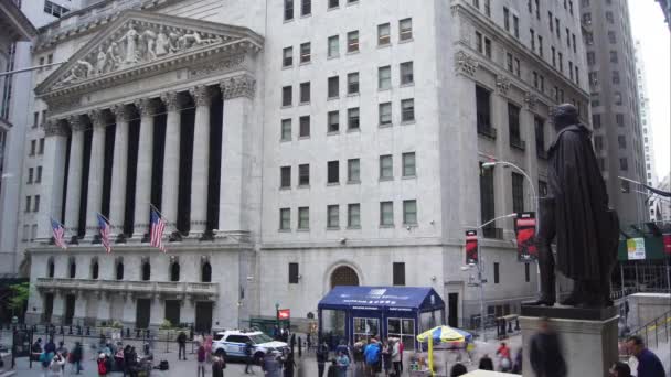 New York City, Usa-circa 2017: New York Stock Exchange. NYSE jest największa giełda papierów wartościowych w ciągu world.time — Wideo stockowe