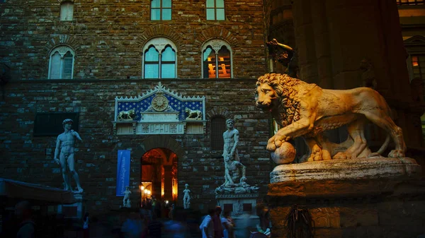 FLORENCE, ITALIE, Palazzo Vecchio et Piazza della Signoria , — Photo