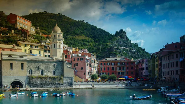 Městě Vernazza, Cinque Terre, Itálie — Stock fotografie