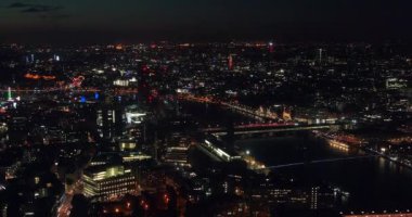 Londra hava atış zaman atlamalı Thames Nehri manzaralı,