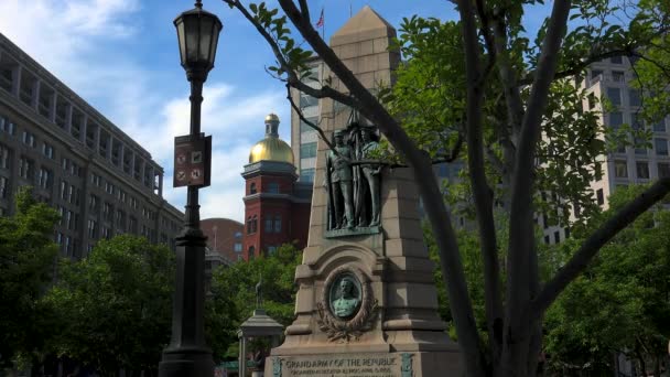 Washington Dc - cca 2017: Stephenson Velká armáda republiky pomníku na Pennsylvania Avenue. — Stock video