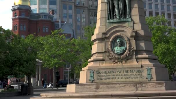 Washington DC - Circa 2017: Stephenson Grand Army of the Republic Memorial at Pennsylvania Avenue. — Stock Video