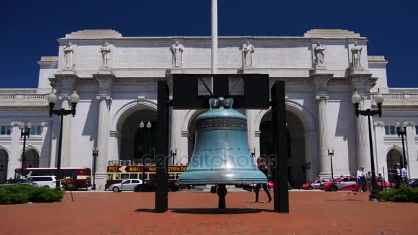 Réplique Liberty Bell Devant Gare Union Washington — Video