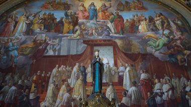 Vatikan Şehri, Vatikan, 2017 yaklaşık: iç mekanlar ve resim ve heykeller Vatikan Müzesi ile mimari detaylar,