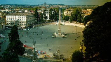 Piazza del Popolo (Halk Meydanı) Roma, İtalya
