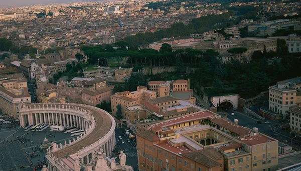 Vue du Vatican et de Rome, coucher du soleil — Photo