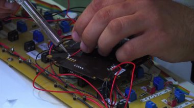 Kim sopa ve parçaları monte electronist