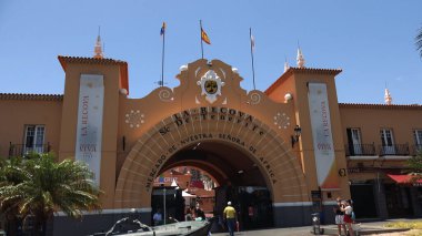 Santa Cruz de Tenerife, İspanya 'nın Kanarya Adaları (İspanyolca: 