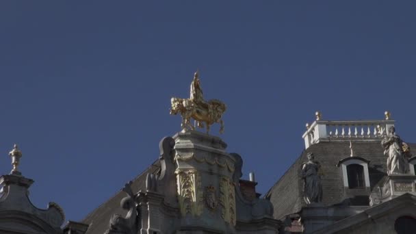 Tourists Crowded Grand Place Brussels Real Time Zooming — Stock Video