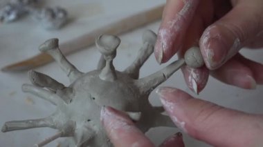 Kil şeklinde koronavirüs şeklinde modelleme.