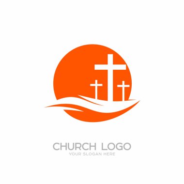 Kilise logosunu görmeniz gerekir. Hıristiyan sembolleri. Bir tepe üzerinde üç haçlar.