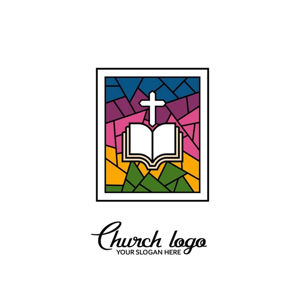 教堂的标志基督教的象征 缝隙玻璃窗 基督与圣经的交叉 — 图库矢量图片